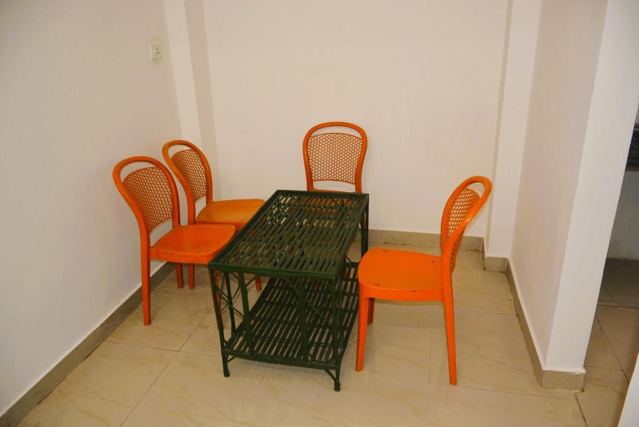Blue Beds Homestay, Exotic 2Bhk Ac House 贾巴尔普尔 外观 照片