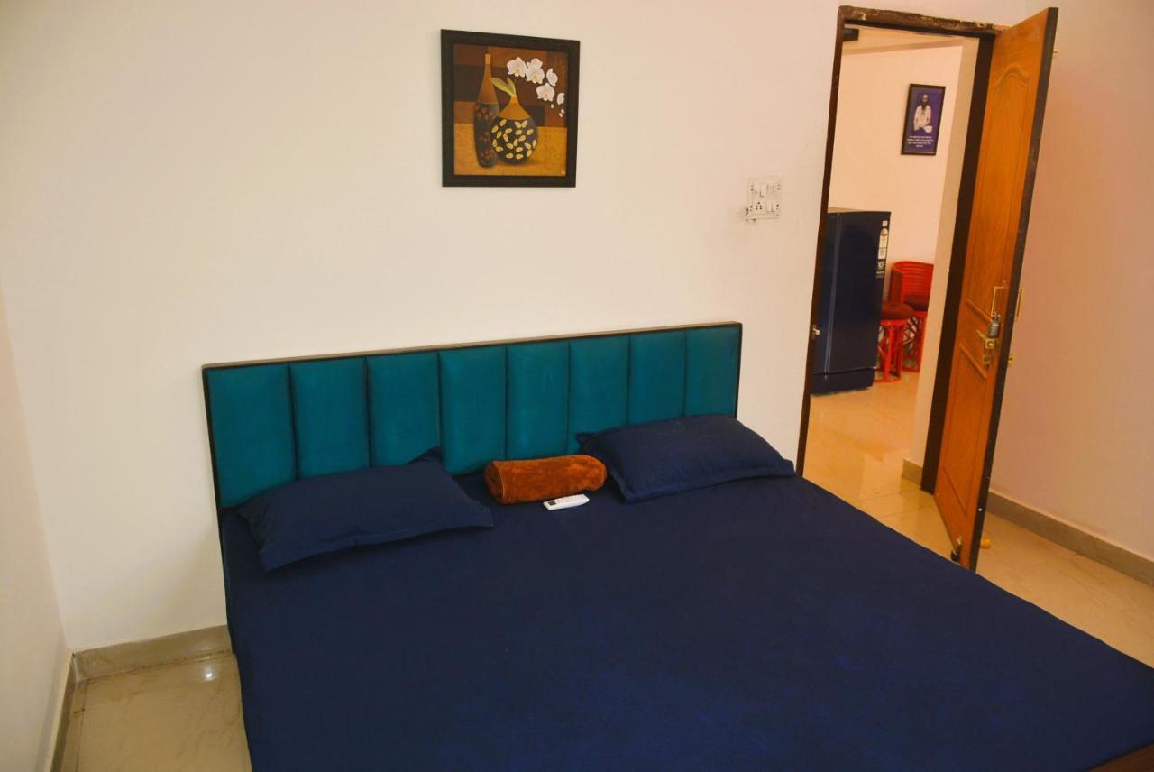 Blue Beds Homestay, Exotic 2Bhk Ac House 贾巴尔普尔 外观 照片