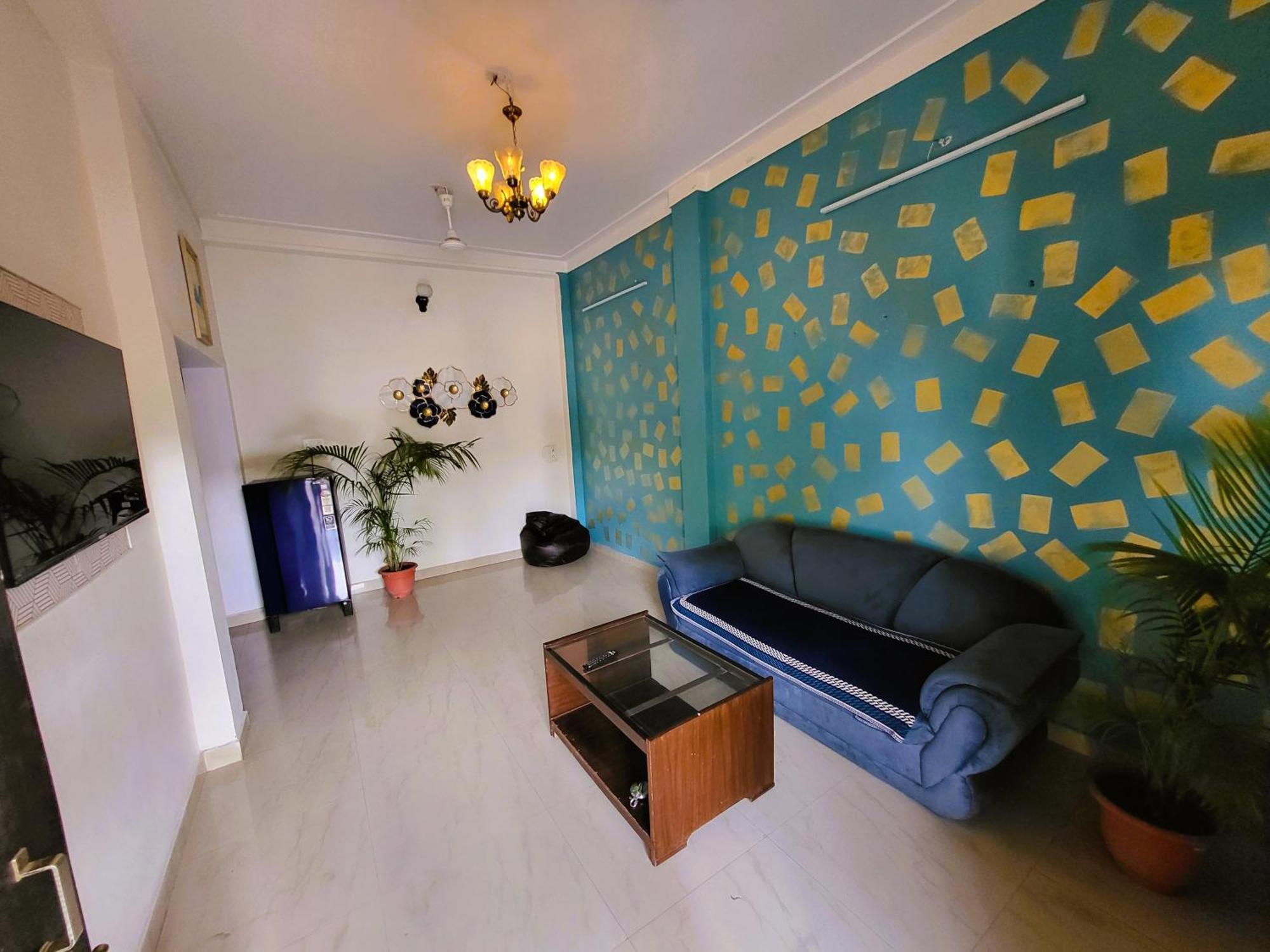 Blue Beds Homestay, Exotic 2Bhk Ac House 贾巴尔普尔 外观 照片